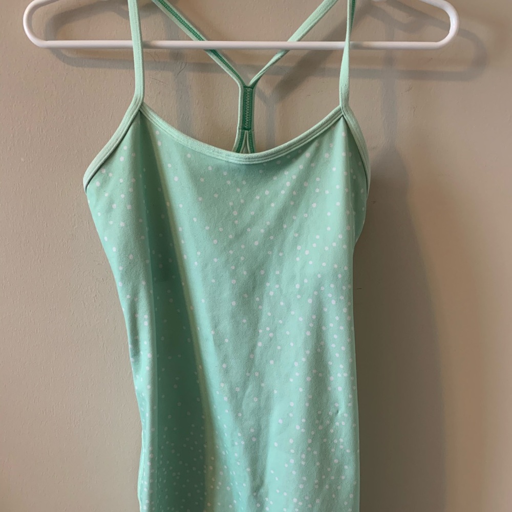 Lululemon tank